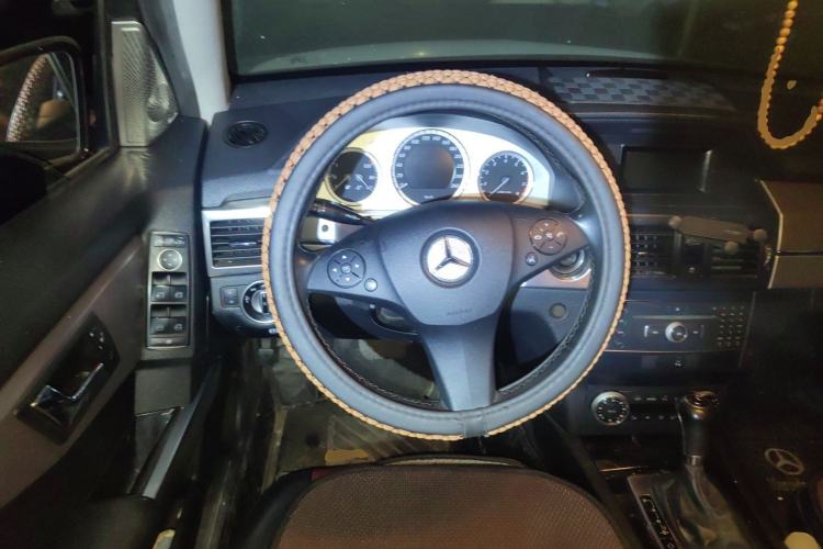 Used Mercedes-Benz GLK-Class 2011 GLK 300 4MATIC Dynamic Model