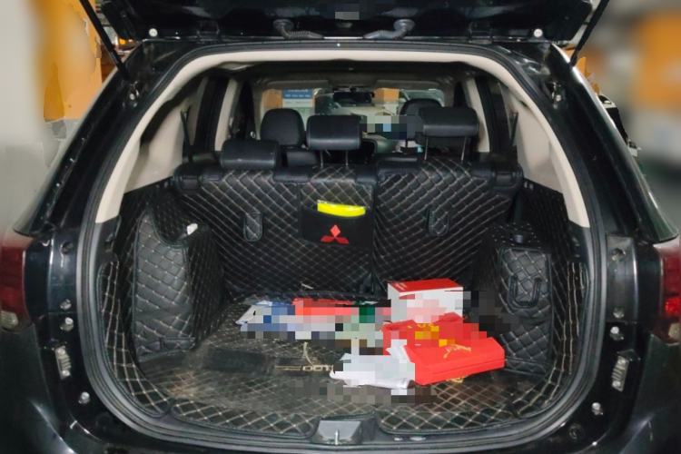 Used Mitsubishi Outlander 2020 2.0L Two-Wheel Drive Enjoyment Version 5 Seats Trunk