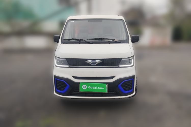 Used Foton Skyworth EV6  Front
