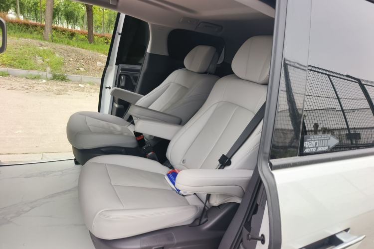 Used Buick GL8 2025 Lu Zun Smart Enjoyment & Yue Edition