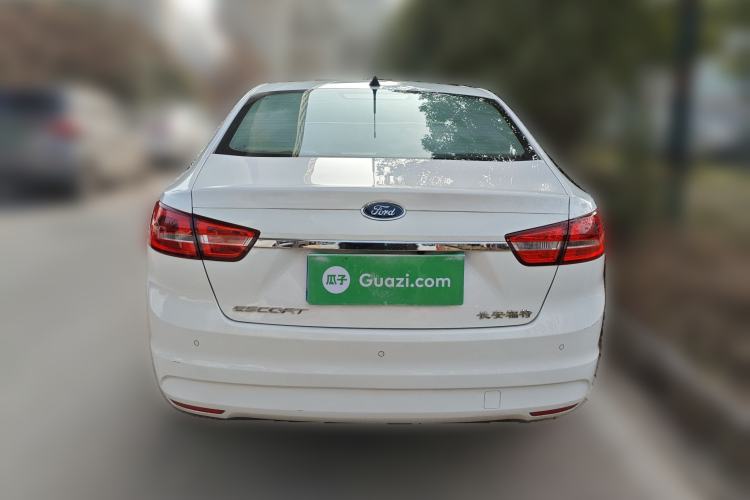 Used Ford Escort 2015 1.5L Automatic Fashion Model