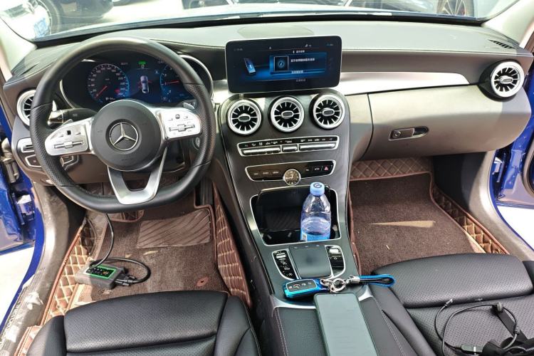 Used Mercedes-Benz C-Class 2021 C 260 L Sport Edition Star Collection Center Console