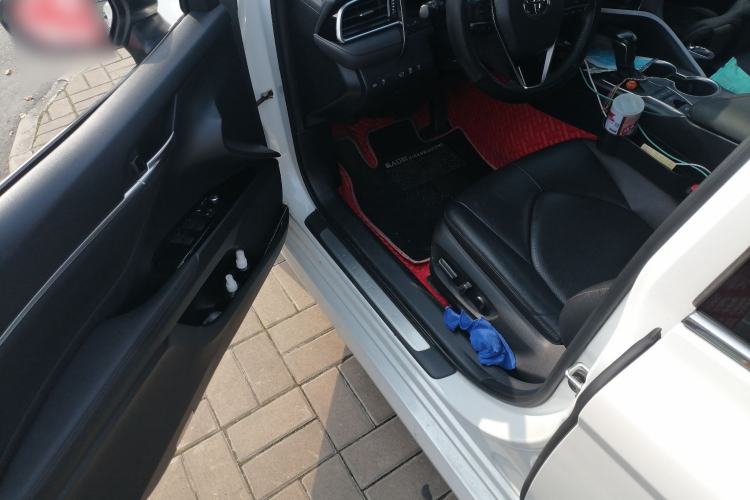 Used Toyota Camry 2021 2.5G Luxury Edition
