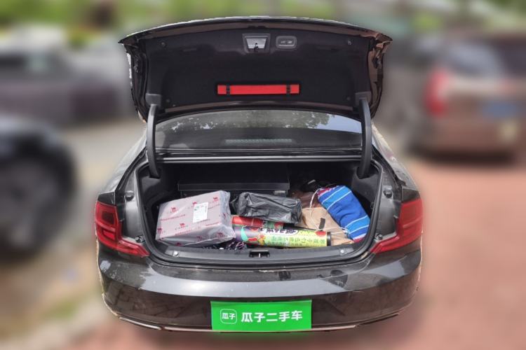 Used Volvo S90 2020 T5 Zhiya Luxury Edition Trunk