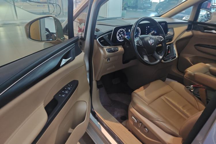 Used Buick GL8 2021 ES Landtrek 653T Luxury Model