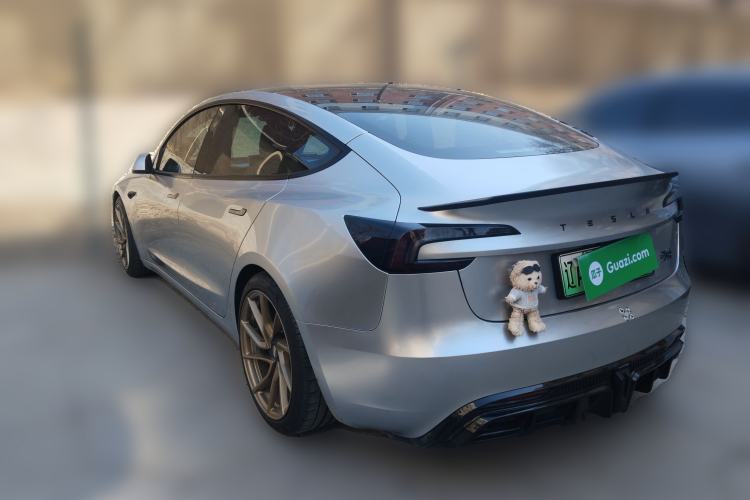 Used Tesla Model 3 2023 Long-Range All-Wheel-Drive Version