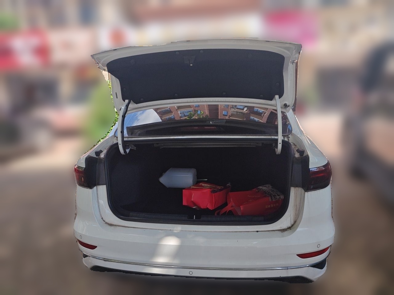 Geely Auto Emgrand 2023 4th Generation Champion Edition 1.5L Manual Luxury Model — снимка 14