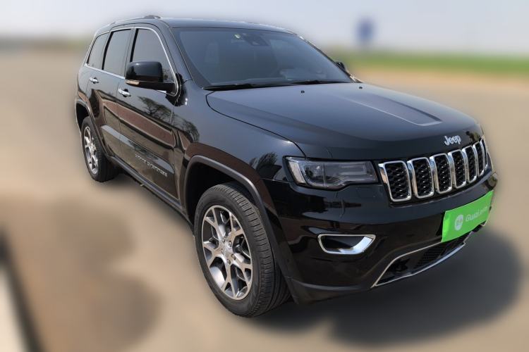 Used Jeep Grand Cherokee 2020 3.0L Elite Navigation Edition Front Right 45 Deg