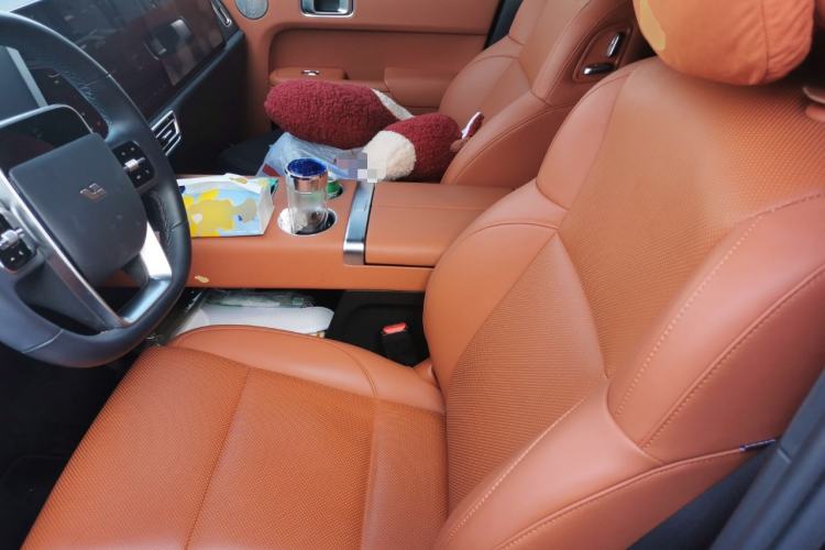 Used Li Auto L8 2023 Air model
