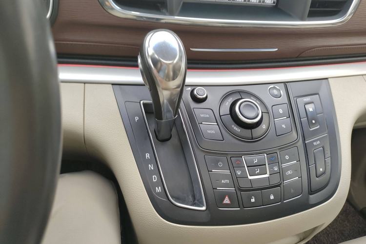 Used Buick GL8 2018 28T Luxury Model China VI Standard