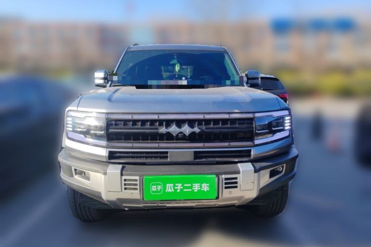 Used Formula Leopard 5 2023 Navigator Edition
