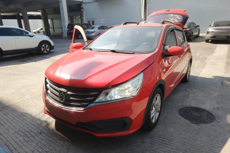 Used Baojun 310 2017 1.5L manual Comfort trim
