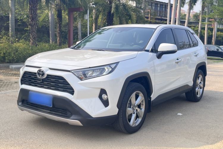 Used Toyota RAV4 2021 2.0L CVT Two-Wheel Drive Fashion Edition