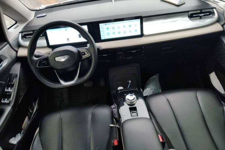 Used Geometry E Firefly 2022 401KM Lightning Tiger 4-Seater