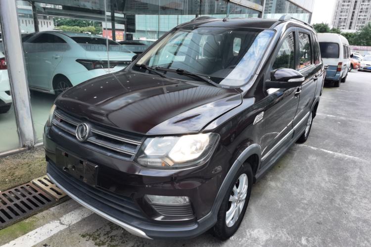 Used Dongfeng Fengon 370 2016 1.5L Manual Elite Travel Edition 7 Seats