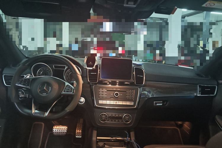 Used Mercedes-Benz GLS AMG 2016 AMG GLS 63 4MATIC Center Console