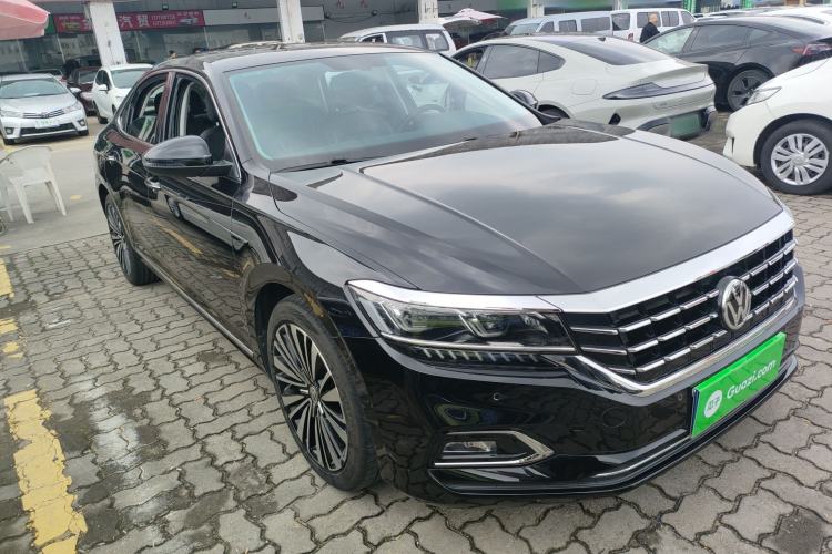 Used Volkswagen Passat 2020 330TSI Luxury Edition China VI