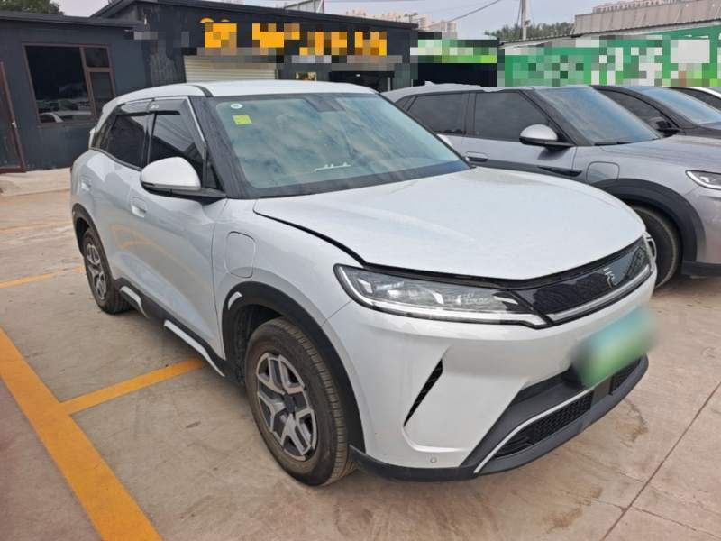 Used BYD Yuan UP 2025 Model 301KM Leading Version — 3