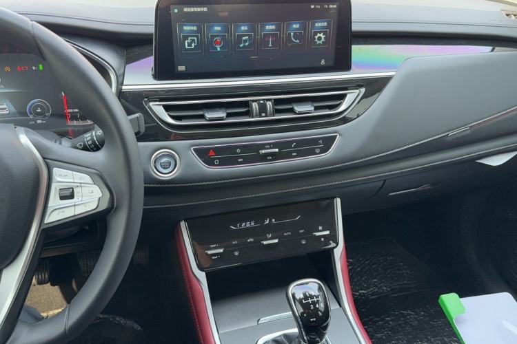 Used CHANGAN CS75 2022 Blue Whale Edition 1.5T Manual Elite Model Audio And AC Panel