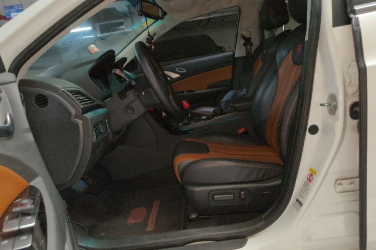 Used BYD Qin New Energy 2015 1.5T Dual-Crown Flagship Plus Edition