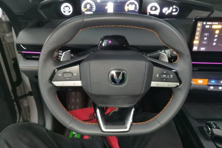 Used CHANGAN UNI-V 2022 1.5T Prestige Version
