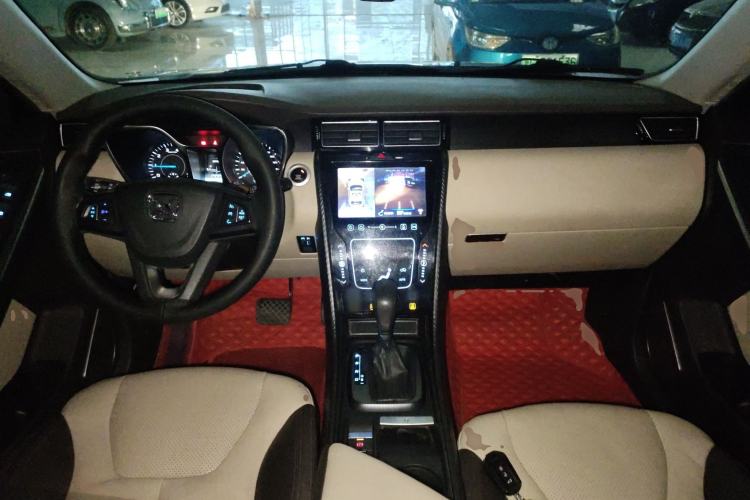 Used JMC Yusheng S330 2016 1.5L GTDi Automatic Two-Wheel Drive Flagship Edition Center Console