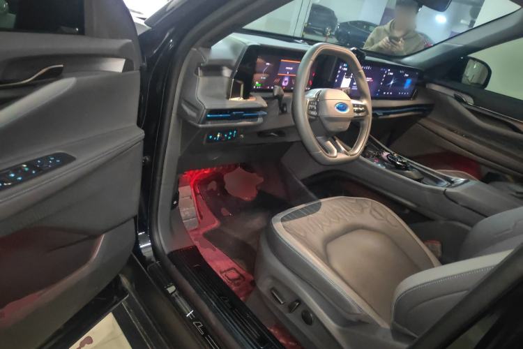 Used Ford Edge 2023 Ford Explorer L 2.0T EcoBoost E-Hybrid Two-Wheel Drive 7-Seater Luxury Model