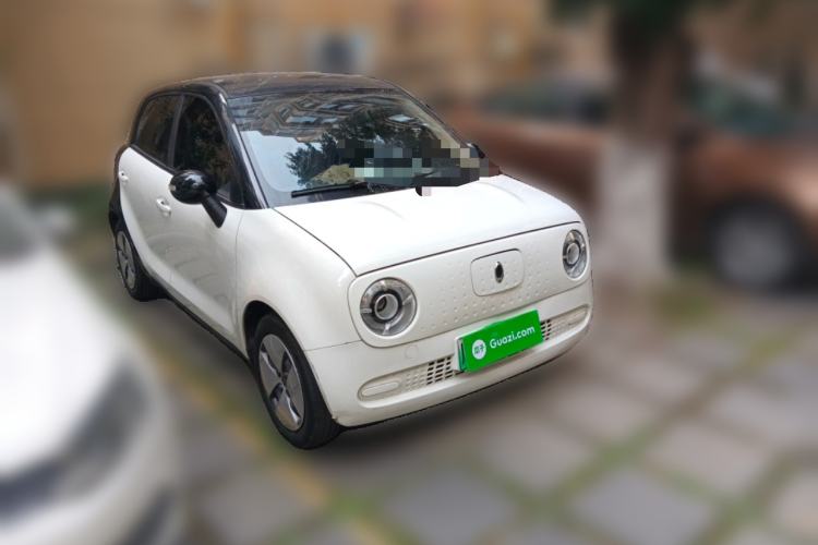 Used ORA Black Cat 2022 301km "Cute Pet" Version – Lithium Iron Phosphate Front Right 45 Deg