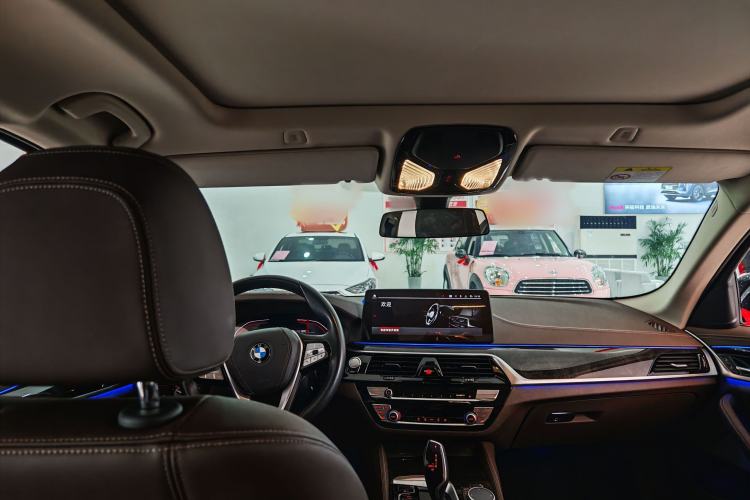 Used BMW 5 Series 2022 Second Facelift 525Li Luxury Package
