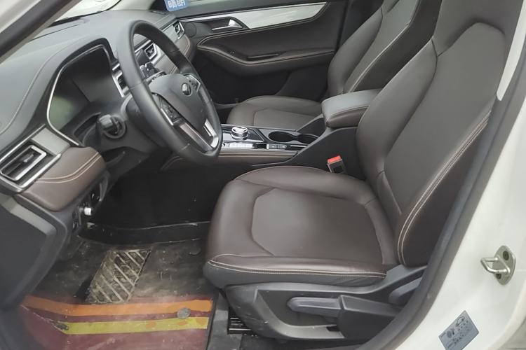 Used SOL E50A 2022 Travel Edition Left Front Seat