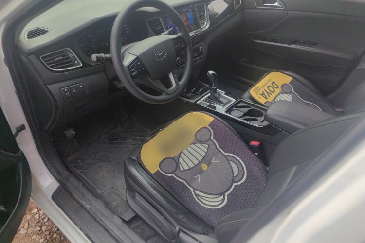 Used Hyundai Mistra 2014 1.8L Automatic Smart GLS
