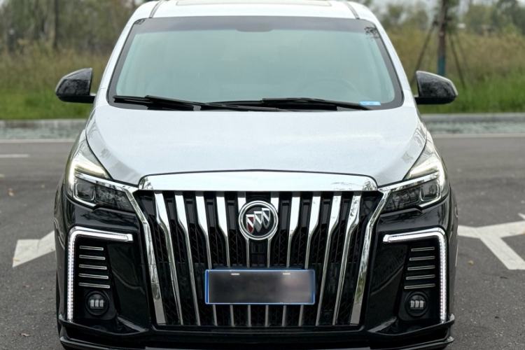 Used Buick GL8 2021 Land Cruiser Executive Class 652T Luxury Model
