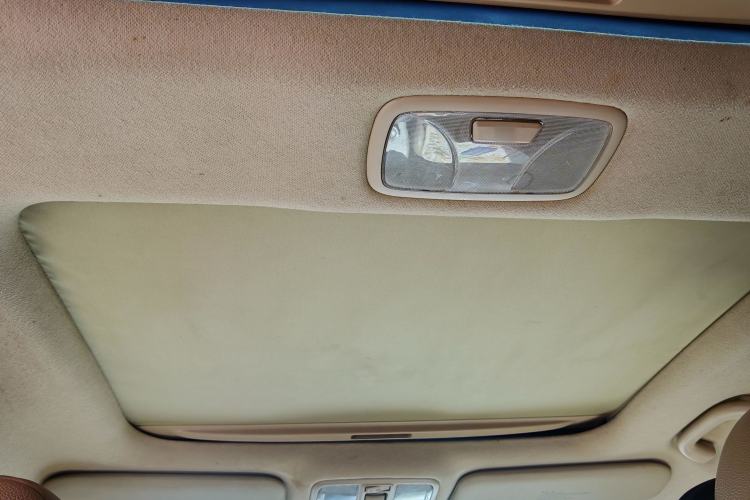 Used Hyundai ix35 2013 2.0L Automatic Two-Wheel Drive Smart GLS China IV Standard
