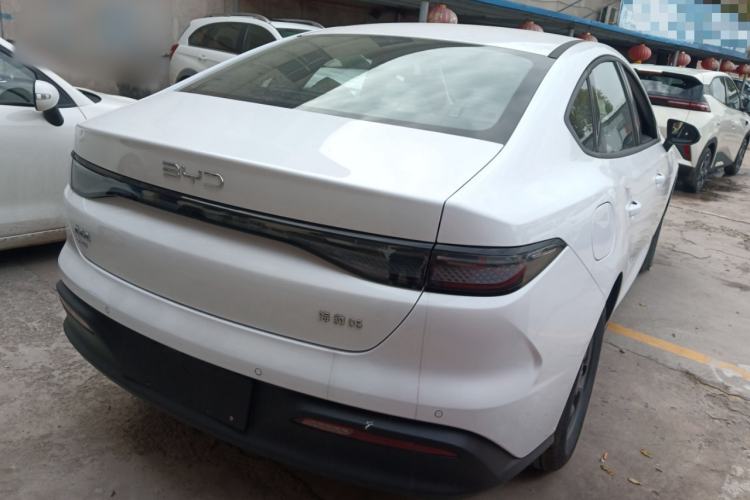 Used BYD Seal 05 DM-i 2026 DM-i 128KM Luxury Edition Exterior 5