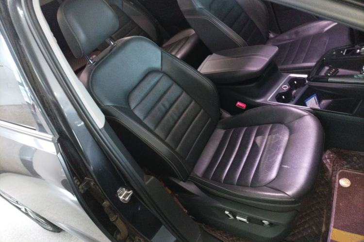 Used Volkswagen Talagon 2021 380TSI Four-Wheel Drive Luxury Premium Edition Pro Right Front Seat