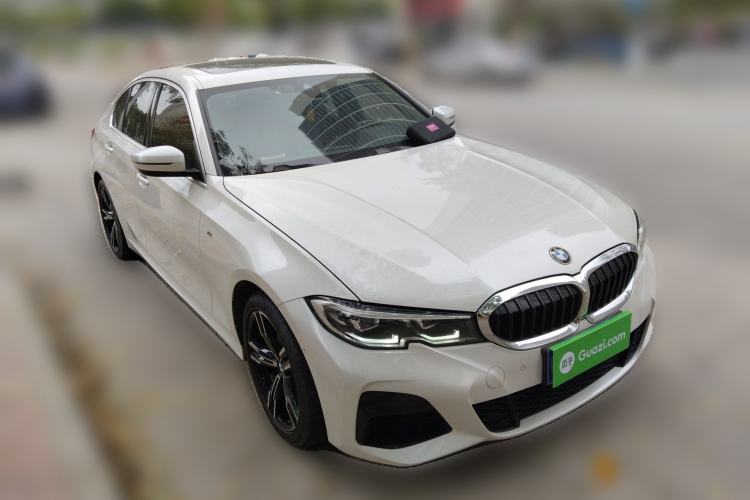 Used BMW 3 Series 2021 Restyled 325i M Sport Package Front Right 45 Deg