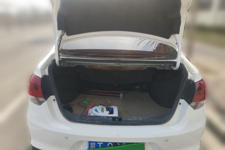 Used Soueast V5 Lingzhi 2017 1.5L Manual New Generation Model Trunk