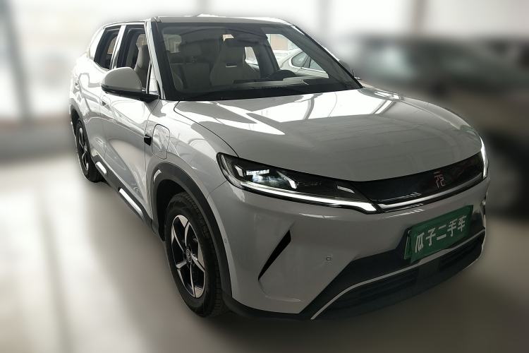 Used BYD Yuan UP 2025 Intelligent Driving Version 401 km Beyond-Range Edition Front Right 45 Deg