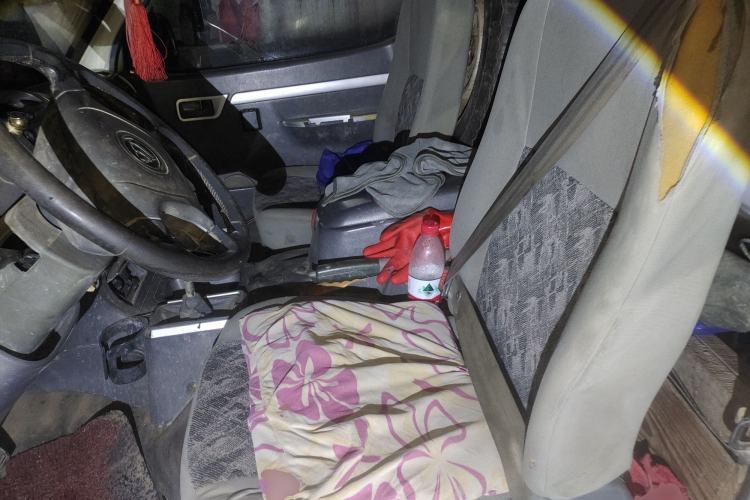 Used Foton Scenic 2014 2.0L Express Classic Short-Wheelbase High-Roof 4Y20M
