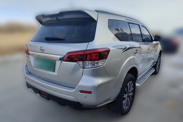 Used Nissan Terra 2018 2.5L Automatic 4x4 Luxury Edition