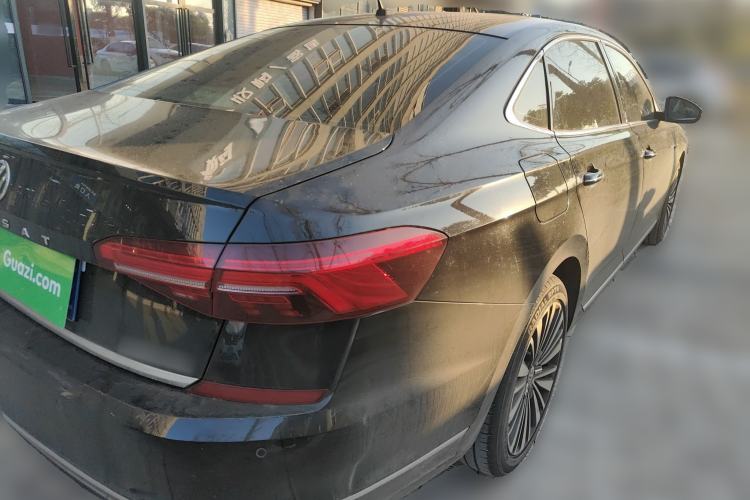 Used Volkswagen Passat 2019 330TSI Luxury Edition China VI Standard
