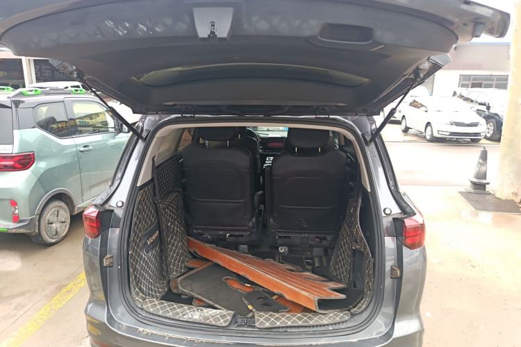 Used Wuling Victory 2020 1.5T CVT Flagship Edition Trunk