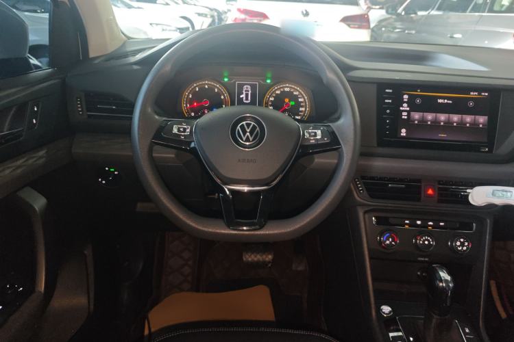 Used Volkswagen Tharu 2021 280TSI Two-Wheel Drive Trend Edition
