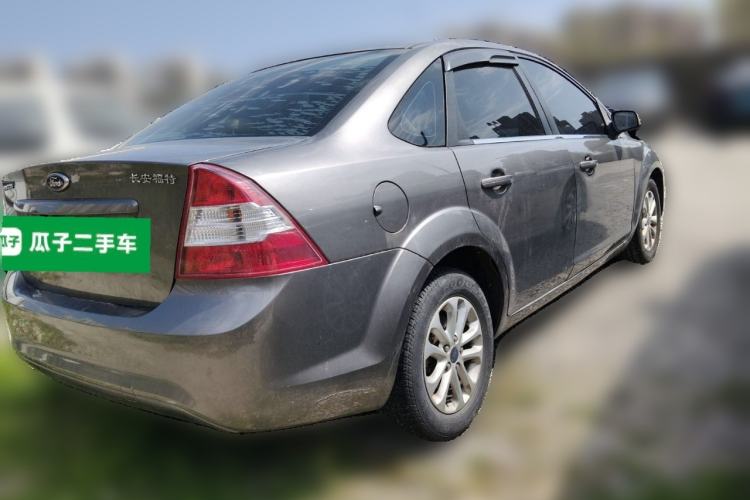 Used Ford Focus 2013 Sedan Classic 1.8L Manual Base Model Rear Right 45 Deg