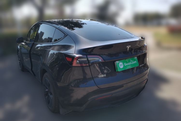 Used Tesla Model Y 2024 Rear-Wheel-Drive Version Rear Left 45 Deg