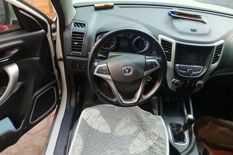Used CHANGAN CS35 2014 1.6L Manual Luxury Model China IV Standard
