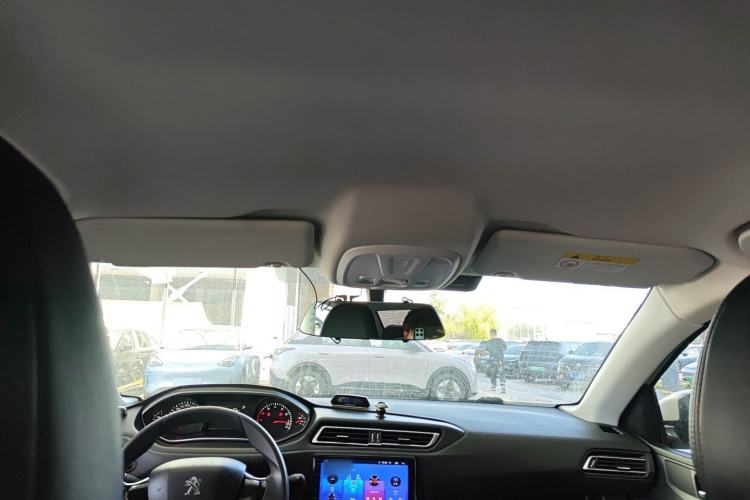 Used Peugeot 308 2016 1.6L Automatic Fashion Edition
