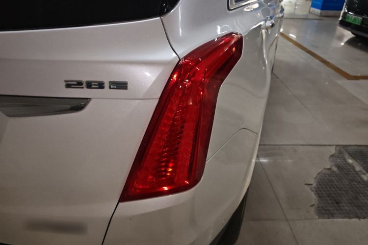 Used Cadillac XT5 2018 28E Four-Wheel Drive Leading Version
