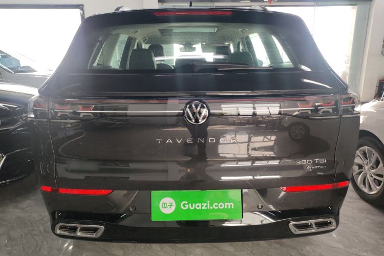 Used Volkswagen Tavendor 2024 380TSI All-Wheel-Drive R-Line Cruise Premium Edition Rear