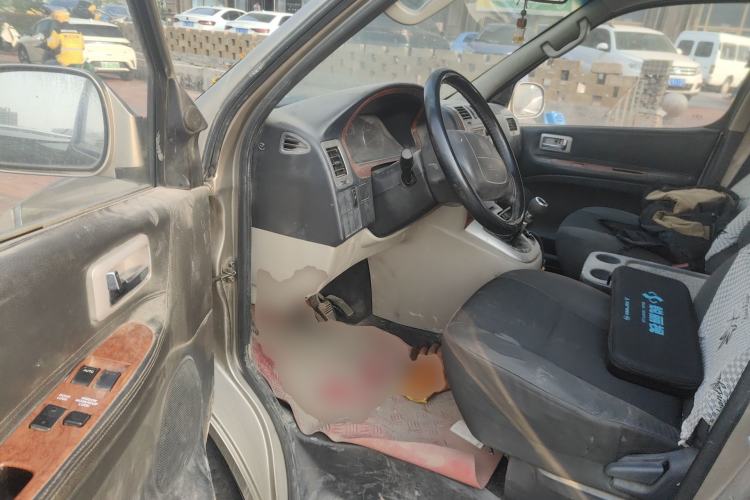 Used Jinbei Grace 2016 2.0L Express Comfort Model Driver Seat